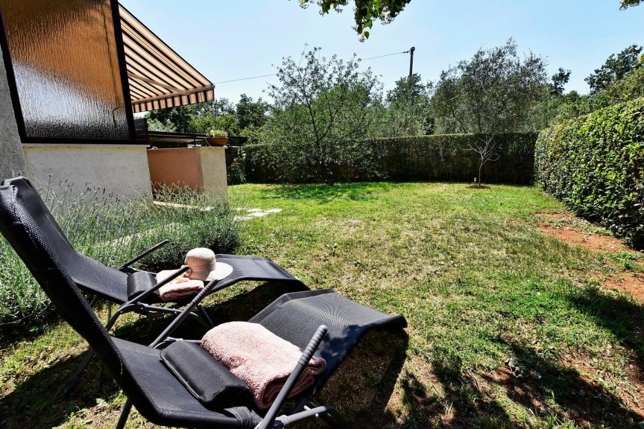 Apartmani Irena Arvaj Πόρετς Εξωτερικό φωτογραφία