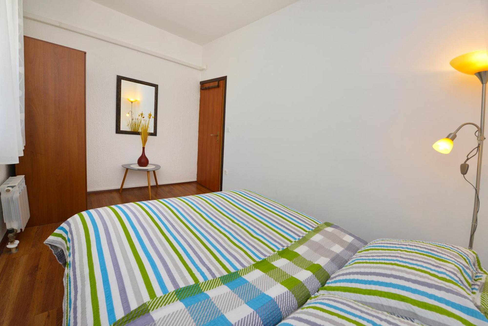 Apartmani Irena Arvaj Πόρετς Εξωτερικό φωτογραφία