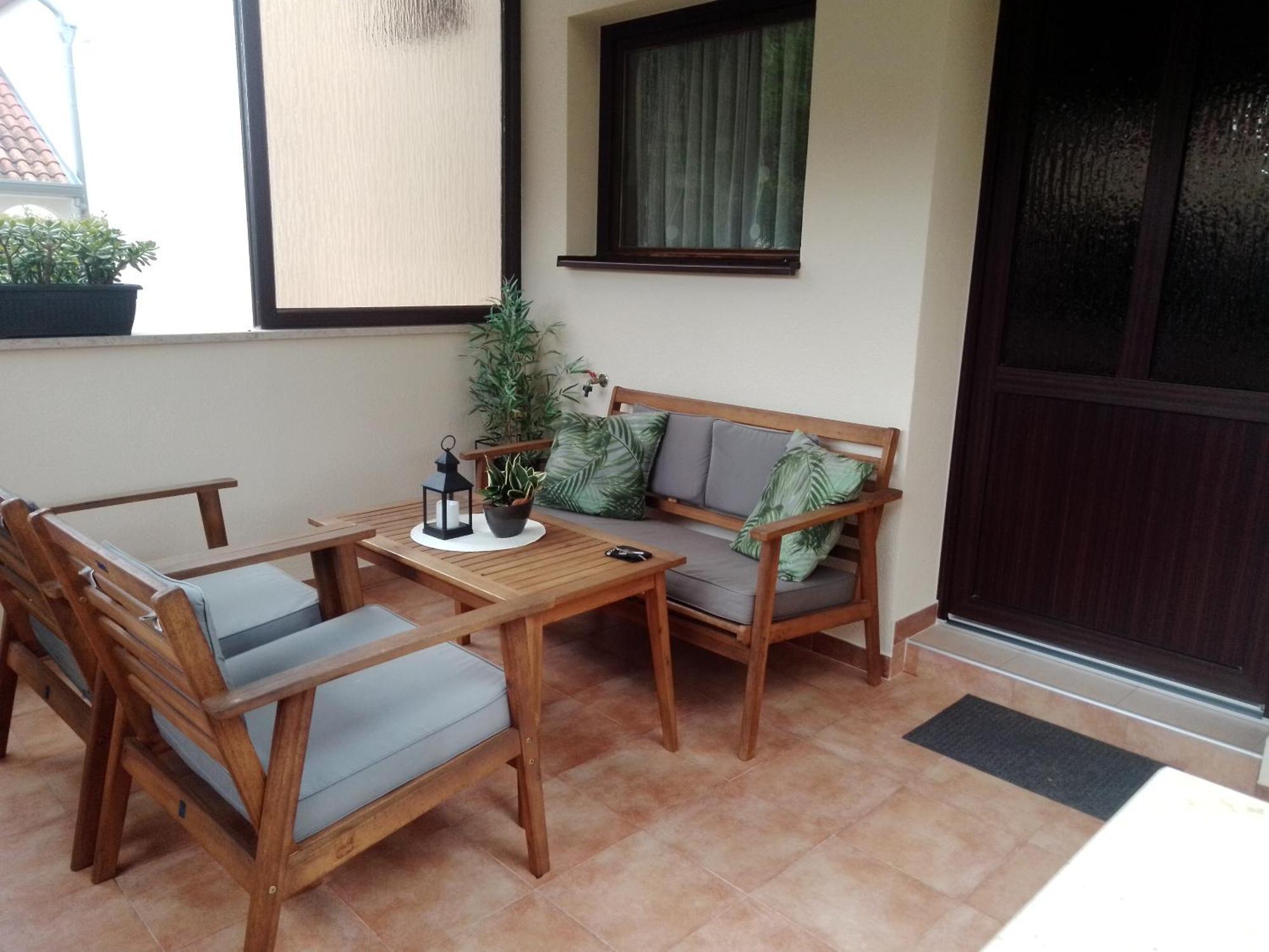Apartmani Irena Arvaj Πόρετς Εξωτερικό φωτογραφία
