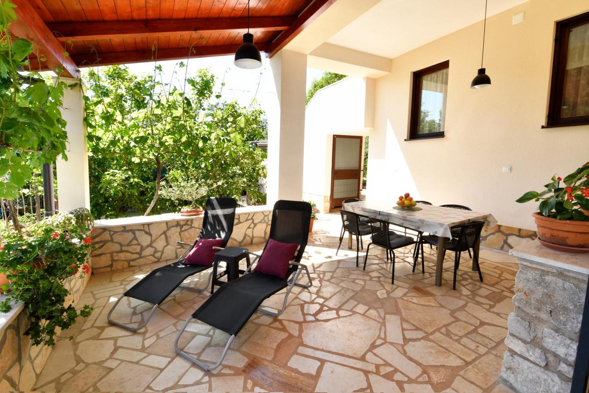Apartmani Irena Arvaj Πόρετς Εξωτερικό φωτογραφία