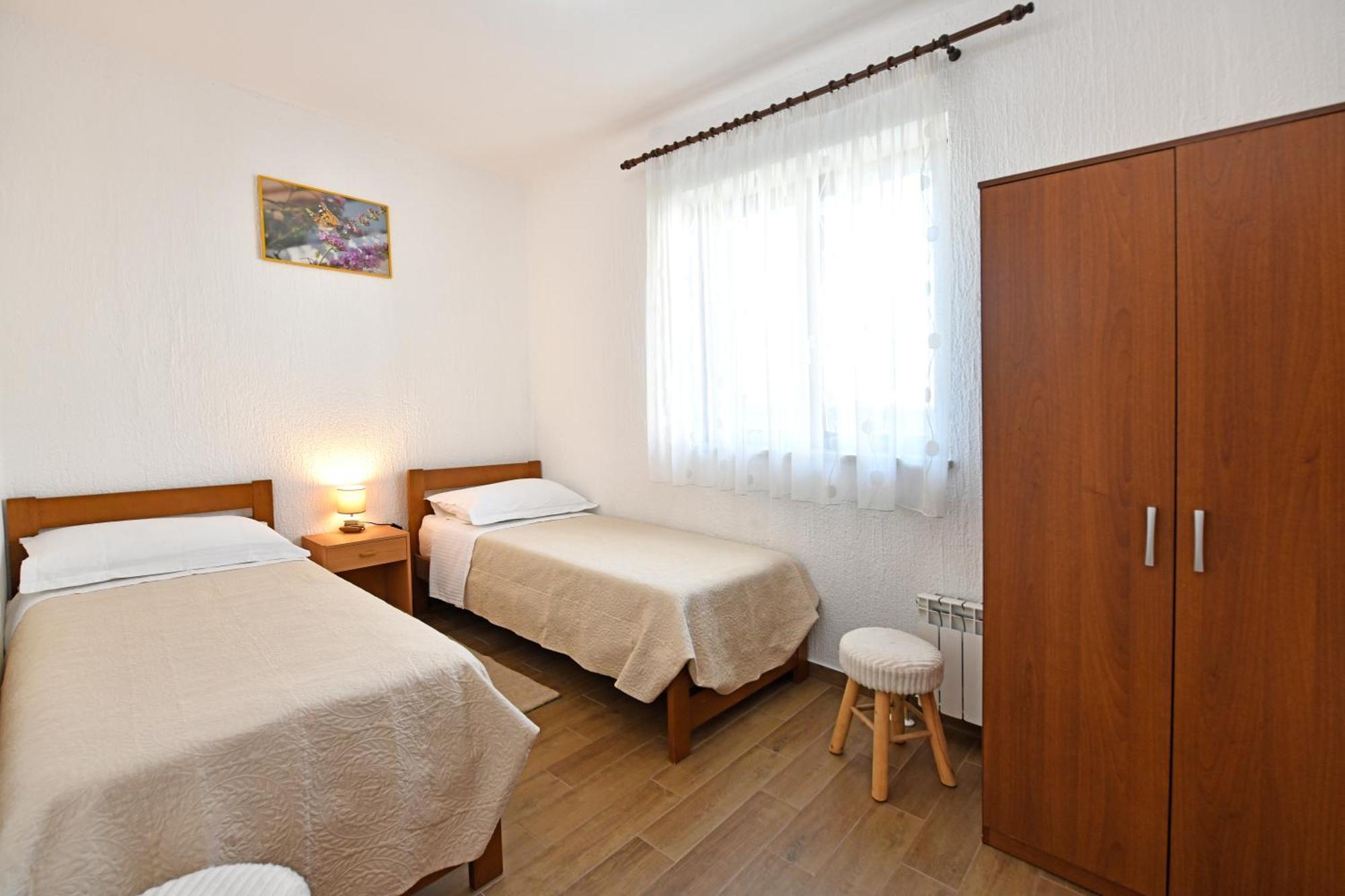 Apartmani Irena Arvaj Πόρετς Εξωτερικό φωτογραφία