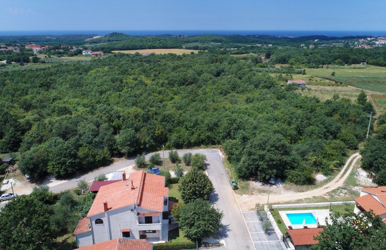 Apartmani Irena Arvaj Πόρετς Εξωτερικό φωτογραφία